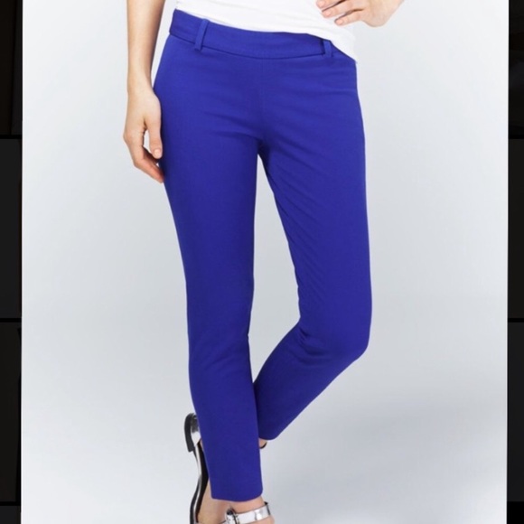 Aritzia Pants - Babaton Elliot crop🌈 $25 ADD ON to bundles💕